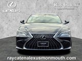 Certified 2022 Lexus ES 350 w/ Premium Package image 2