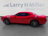 Used 2015 Dodge Challenger SXT image 2