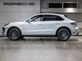 Certified 2024 Porsche Macan image 2