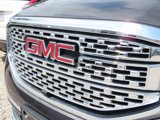 Used 2017 GMC Acadia Denali w/ Technology Package image 2