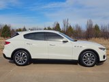 Used 2018 Maserati Levante image 6
