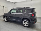 Used 2019 Jeep Renegade Latitude image 3