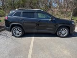 Used 2019 Jeep Cherokee Latitude w/ Popular Appearance Group image 2