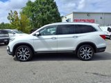 Used 2019 Honda Pilot Touring image 2