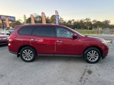 Used 2013 Nissan Pathfinder SV image 4