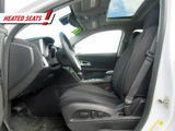 Used 2017 Chevrolet Equinox LT w/ Convenience Package image 4