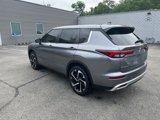 Used 2022 Mitsubishi Outlander SE image 5