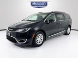 Used 2020 Chrysler Pacifica Touring-L image 3