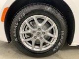 Used 2023 Chrysler Pacifica Touring-L image 2