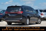 Used 2022 Chrysler Pacifica Touring-L image 3