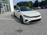 Used 2025 Volkswagen Jetta SE w/ Sunroof Package image 2