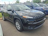 Used 2018 Jeep Cherokee Latitude Plus image 3