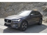 Used 2022 Volvo XC60 B5 Momentum w/ Climate Package image 4