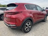 Used 2022 Kia Sportage LX image 4