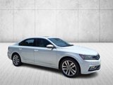 Used 2016 Volkswagen Passat 1.8T SEL Premium image 3