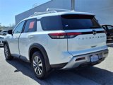 Certified 2024 Nissan Pathfinder SL image 3