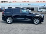 Certified 2022 GMC Terrain SLE w/ Driver Convenience Package image 2
