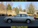 Used 1998 Nissan Maxima GLE image 2