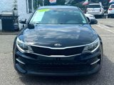 Used 2018 Kia Optima LX w/ 17" Alloy Wheels Package image 2