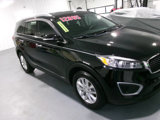 Used 2017 Kia Sorento AWD image 4