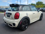 Used 2018 MINI Cooper S image 4