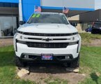 Used 2022 Chevrolet Silverado 1500 RST image 2