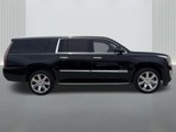 Used 2018 Cadillac Escalade ESV Luxury image 4