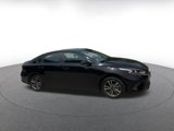 Used 2023 Kia Forte LXS image 2