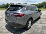 Used 2020 Buick Enclave Essence image 3