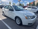 Used 2010 Ford Focus SE image 1