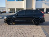 Certified 2023 Volkswagen Tiguan SE R-Line image 5