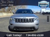 Used 2021 Jeep Grand Cherokee Laredo image 2