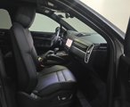 Used 2021 Porsche Cayenne image 5