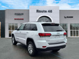 Used 2021 Jeep Grand Cherokee Laredo image 4