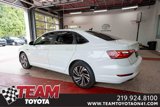 Used 2020 Volkswagen Jetta SEL Premium image 2