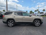 Used 2019 GMC Acadia SLT image 3