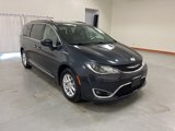 Used 2020 Chrysler Pacifica Touring-L image 2