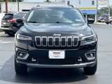Used 2019 Jeep Cherokee Overland w/ Technology Group image 2