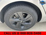 Used 2023 Hyundai Elantra SEL image 4