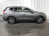 Used 2016 Nissan Rogue SL image 2