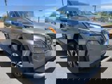 Used 2023 Nissan Rogue SV image 3
