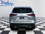 Used 2022 Toyota Highlander XLE image 4