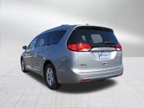 Used 2017 Chrysler Pacifica Touring-L Plus image 5