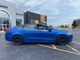 Used 2017 Ford Fusion SE image 3