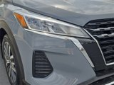 Used 2022 Nissan Kicks SV image 3