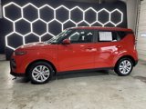 Used 2022 Kia Soul LX image 2
