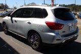Used 2020 Nissan Pathfinder SL image 3