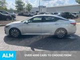 Used 2023 Nissan Altima 2.5 SV image 3
