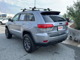 Used 2017 Jeep Grand Cherokee Limited w/ Luxury Group II image 3