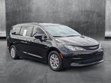 Used 2021 Chrysler Voyager Lxi image 3